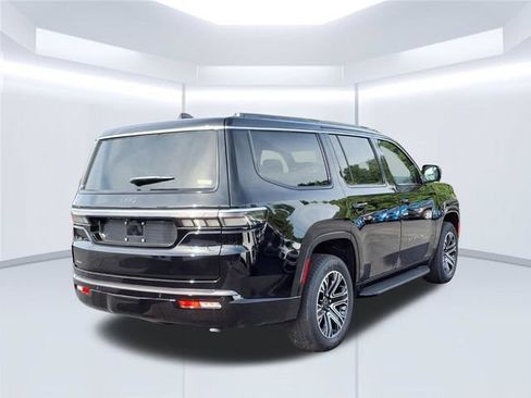 New 2026 Jeep Grand Wagoneer 4WD w/ Premium Group I image 20
