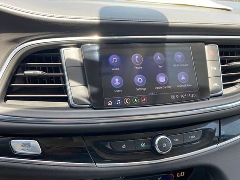 Used 2022 Buick Enclave Avenir FWD image 20