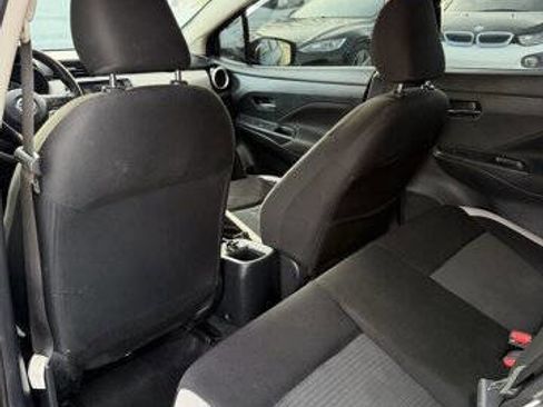 Used 2021 Nissan Versa SV image 21