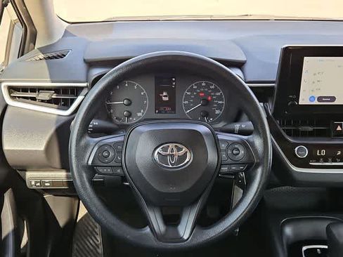 Used 2024 Toyota Corolla LE FWD image 20
