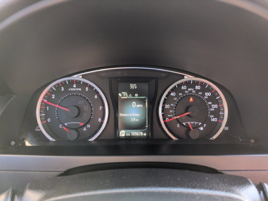 Used 2017 Toyota Camry SE FWD image 15