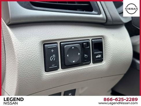 Used 2013 Nissan Sentra SV FWD image 18