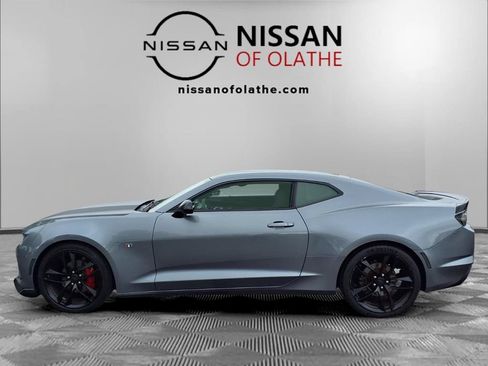 Used 2019 Chevrolet Camaro LT w/ 1LE Track Performance Package RWD image 25