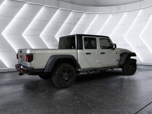Used 2022 Jeep Gladiator Mojave w/ Trailer Tow Package AWD/4WD image 4