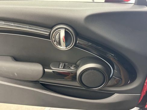 Certified 2024 MINI Cooper SE image 14