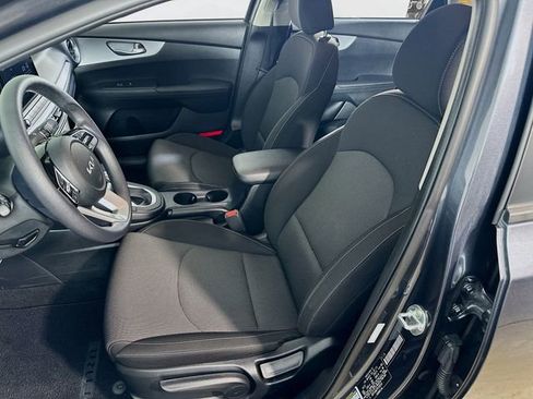Used 2023 Kia Forte LXS image 16