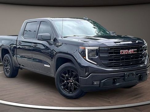 Used 2023 GMC Sierra 1500 Elevation RWD image 10