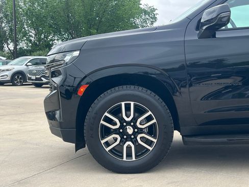 Used 2021 Chevrolet Suburban RST w/ Luxury Package image 8