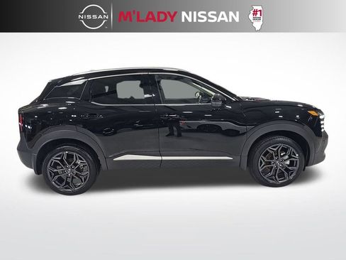 Used 2025 Nissan Kicks SR image 6