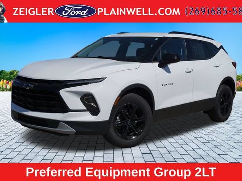 Used 2023 Chevrolet Blazer LT w/ Convenience Package FWD image 1