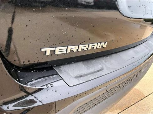 Used 2017 GMC Terrain SLE FWD image 24