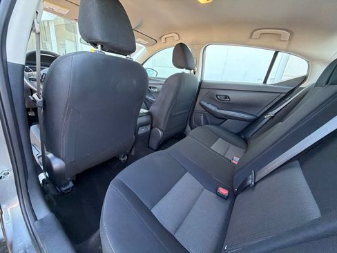 Used 2024 Nissan Sentra SV FWD image 30