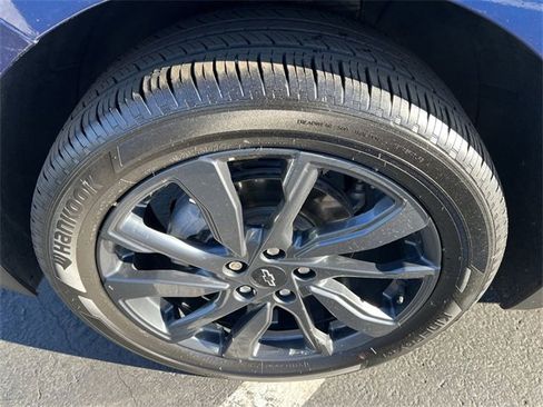 Certified 2022 Chevrolet Equinox RS w/ LPO, Floor Liner Package image 18