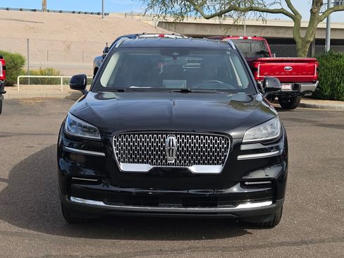 Used 2023 Lincoln Aviator 2WD w/ Class IV Trailer Tow Package image 2