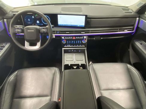 Used 2024 Hyundai Santa Fe Limited image 10