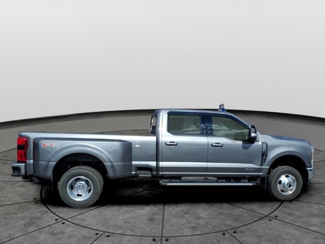 Used 2024 Ford F350 Lariat AWD/4WD image 14