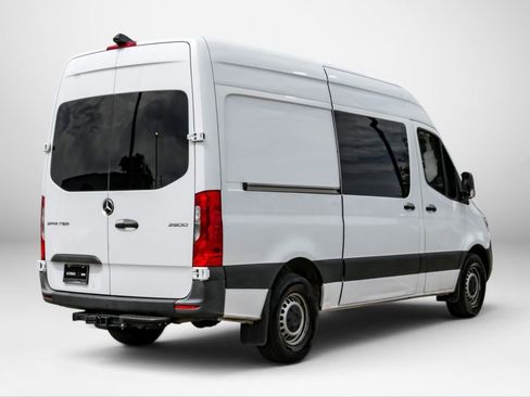 Used 2023 Mercedes-Benz Sprinter 2500 image 6