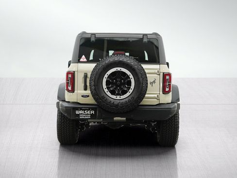 Used 2025 Ford Bronco Badlands w/ Sasquatch Package AWD/4WD image 4