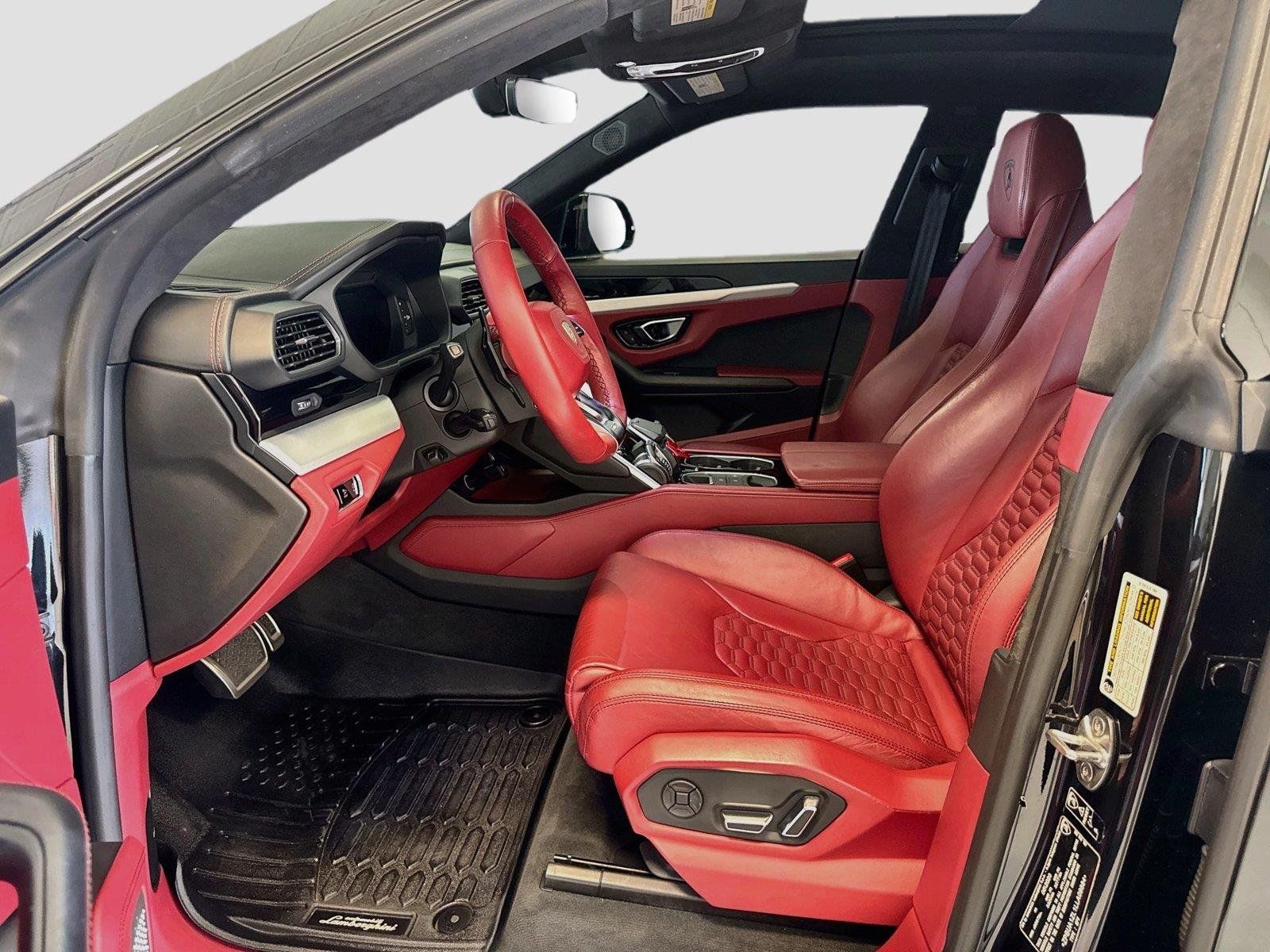 Used 2020 Lamborghini Urus AWD/4WD image 22