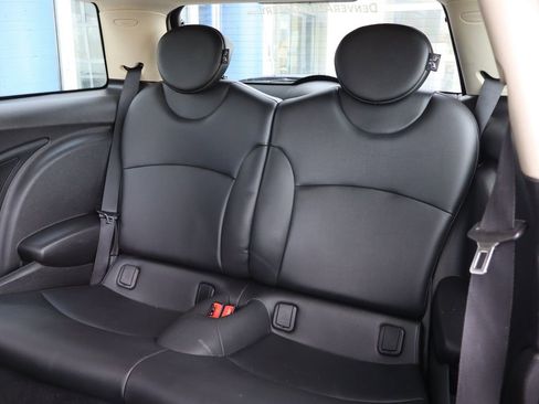 Used 2013 MINI Cooper Hardtop image 11