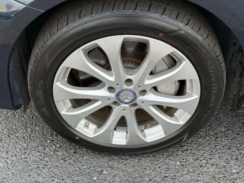 Used 2017 Mercedes-Benz E 300 4MATIC w/ Premium 1 Package image 38