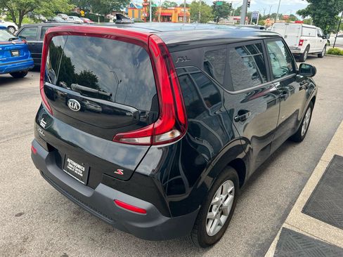 Used 2021 Kia Soul S FWD image 7