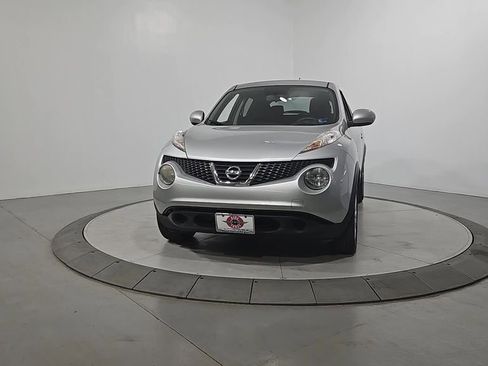 Used 2014 Nissan Juke S FWD image 9