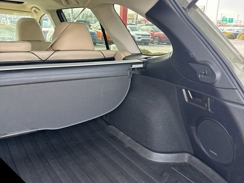 Used 2019 Subaru Outback 2.5i Limited w/ Popular Package #2 image 28