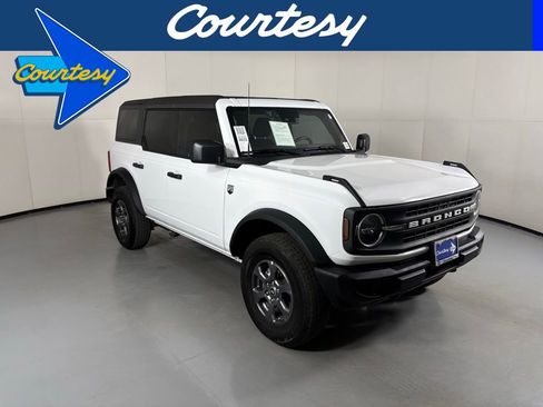 Used 2025 Ford Bronco Big Bend AWD/4WD image 1