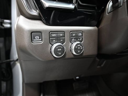 New 2026 GMC Sierra 2500 SLT w/ SLT Premium Package image 27