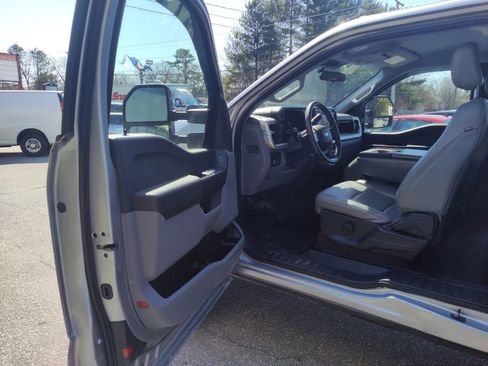 Used 2023 Ford F250 XL w/ Snow Plow Prep Package image 12