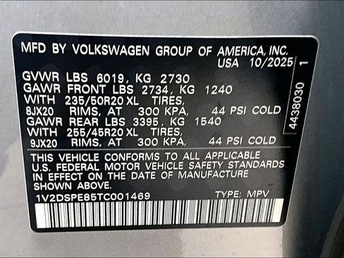 New 2026 Volkswagen ID.4 Pro image 21