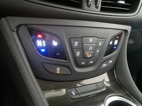 Used 2019 Buick Envision Essence w/ LPO, Active Package image 23