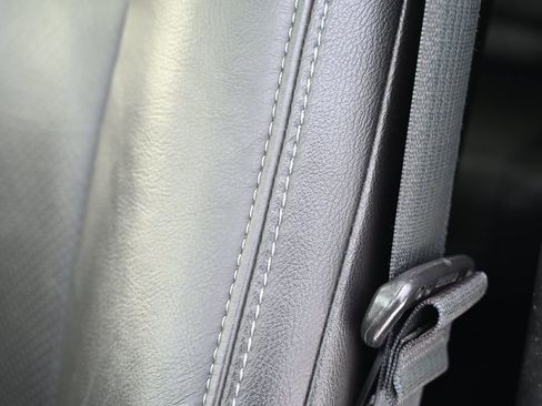 Used 2014 Ford F150 Lariat w/ Equipment Group 502A Luxury image 18