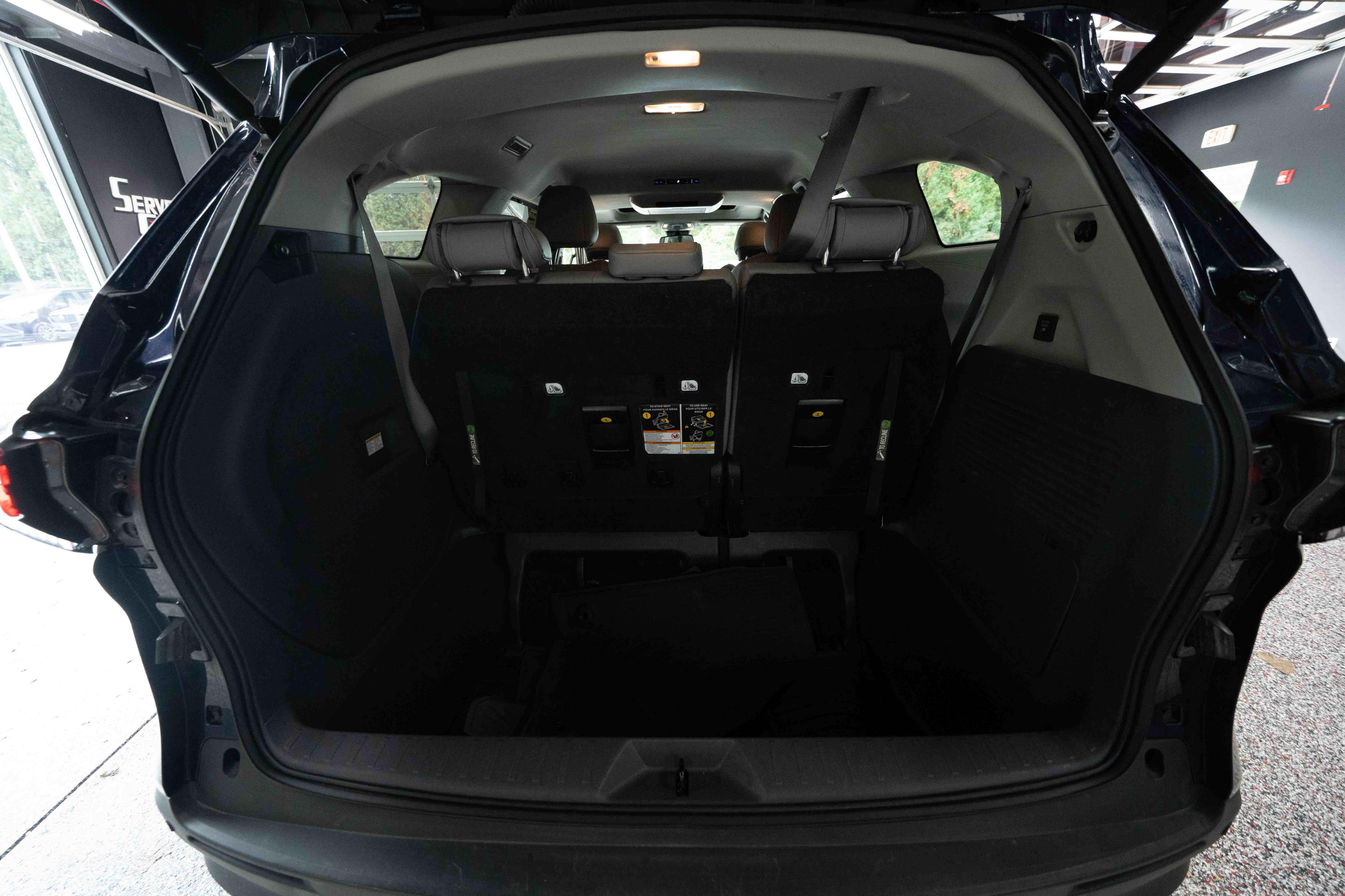 Certified 2023 Toyota Sienna XLE w/ XLE Plus Package AWD/4WD image 30