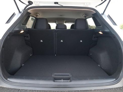 New 2026 Nissan Kicks SV image 7