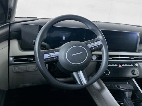 Used 2025 Hyundai Tucson SEL FWD image 18