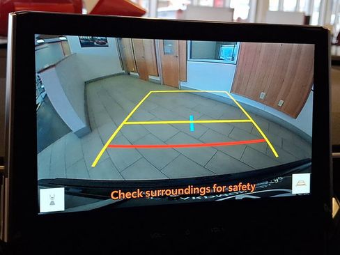 Used 2026 Toyota Corolla Cross XLE w/ Convenience Package image 18