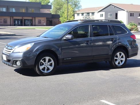 Used 2014 Subaru Outback 2.5i Premium AWD/4WD image 10