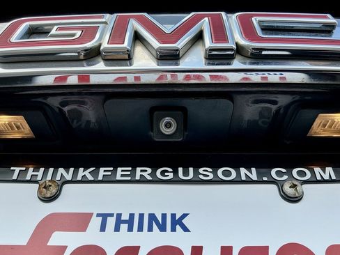 Used 2015 GMC Yukon Denali w/ Touring Package image 15