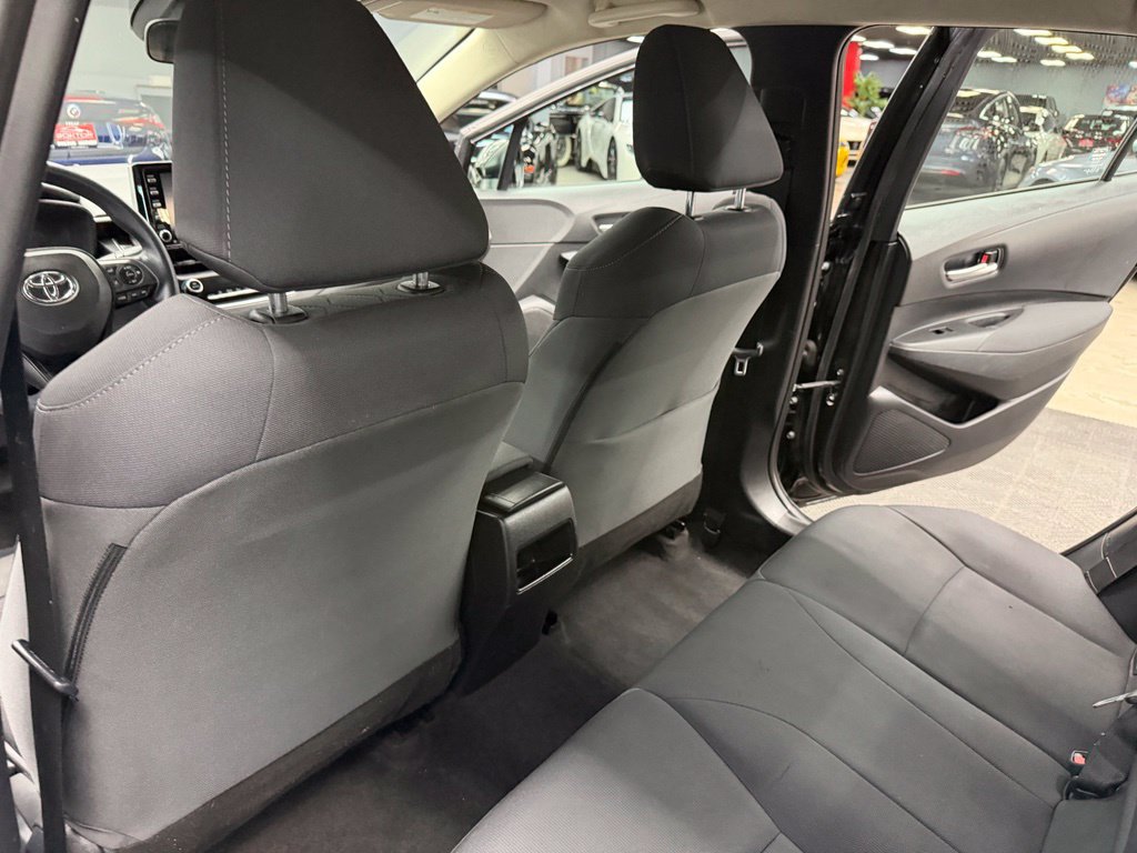 Used 2021 Toyota Corolla LE w/ Carpet Mat Package (TMS) FWD image 36
