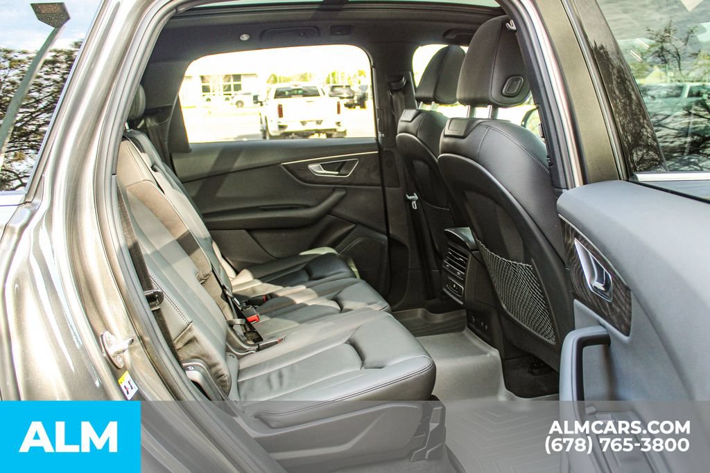 Used 2021 Audi Q7 3.0T Premium w/ Convenience Package AWD/4WD image 18