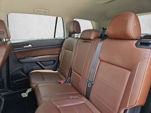 Used 2023 Volkswagen Atlas SE FWD image 19