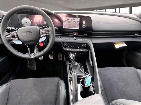 New 2025 Hyundai Elantra N image 5