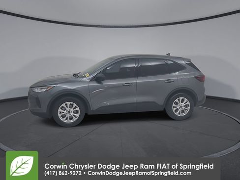 Used 2025 Ford Escape Active w/ Cold Weather Package image 8