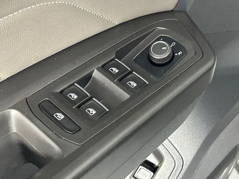 Used 2023 Volkswagen Atlas SEL AWD/4WD image 37