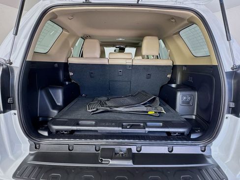 Used 2024 Toyota 4Runner Limited image 31