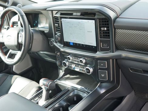 Used 2025 Ford F150 Raptor AWD/4WD image 29
