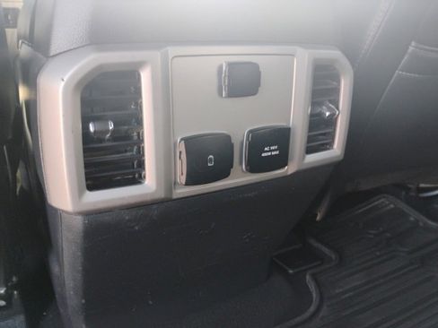 Certified 2022 Ford F350 Lariat w/ Chrome Package image 13