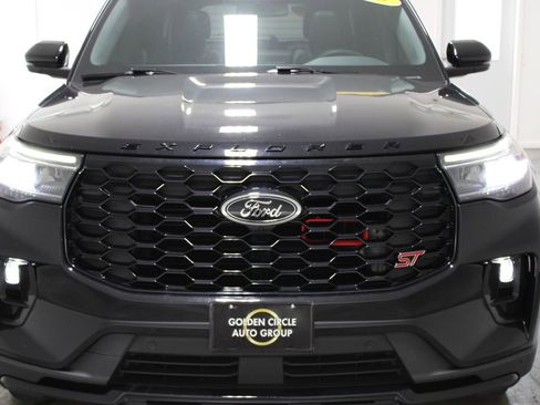 Used 2025 Ford Explorer ST image 66